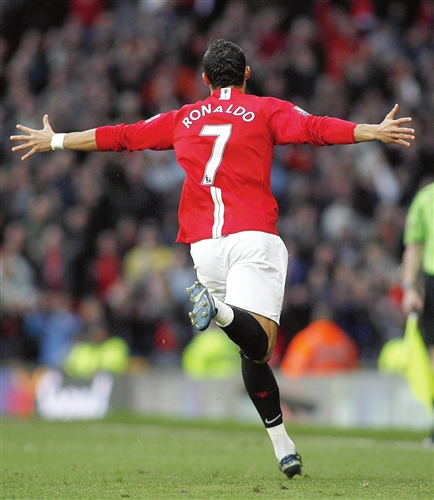 使得他成為 使得他成為